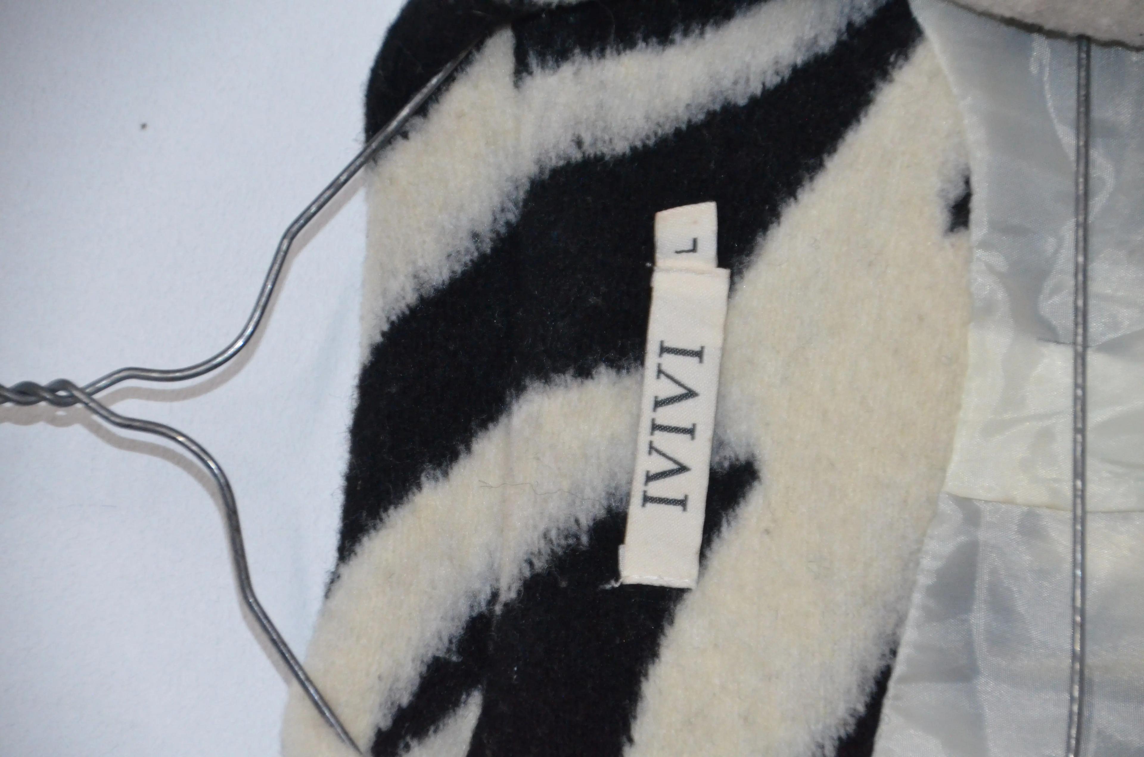 IVIVI  Black Overcoat thumbnail 3