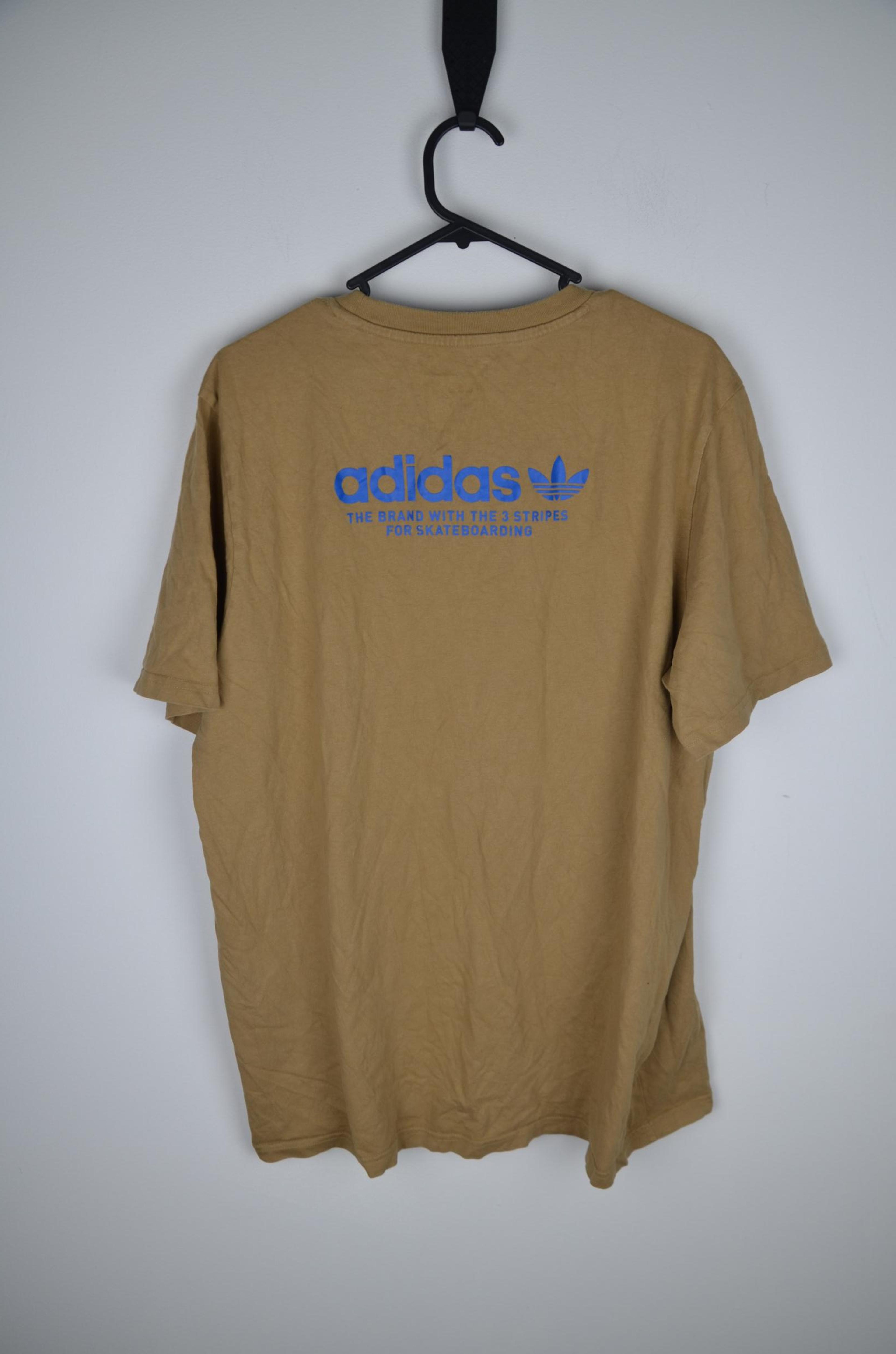 Adidas  Brown T-shirts thumbnail 2