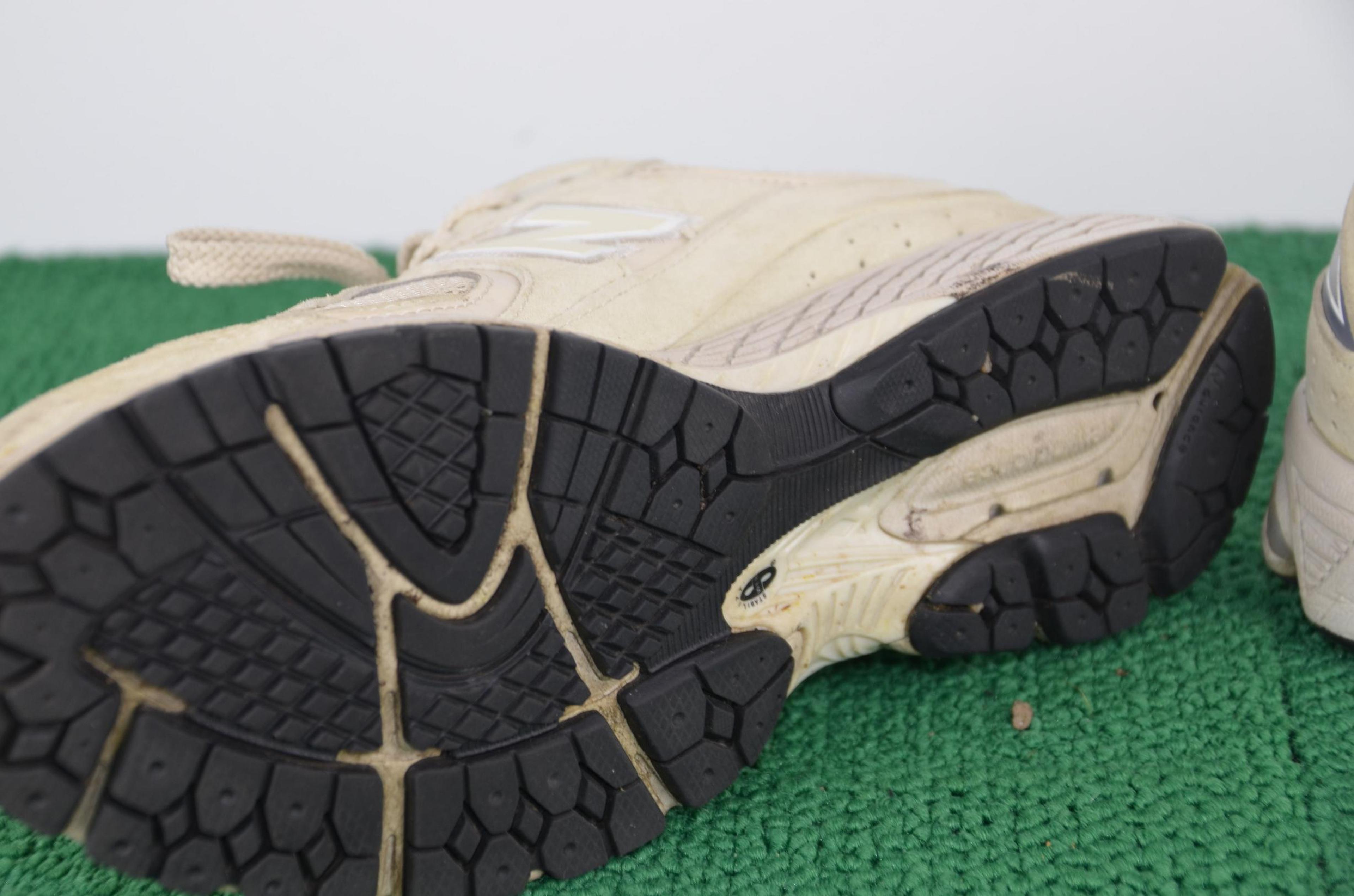 New Balance 2002r ‘Light Bone/Aluminium’ thumbnail 5