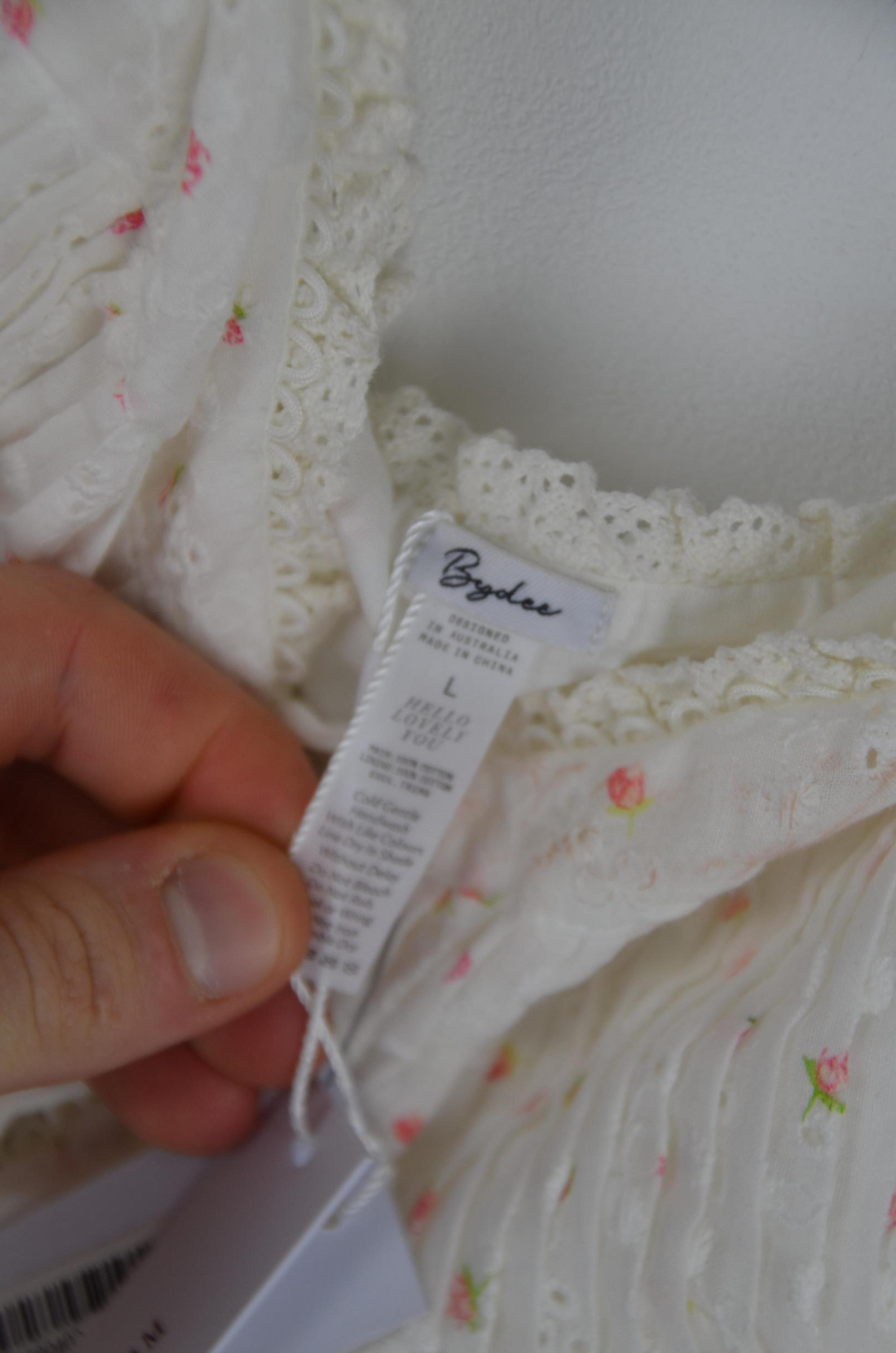 Bydee Brand New Womens White Blouse thumbnail 3