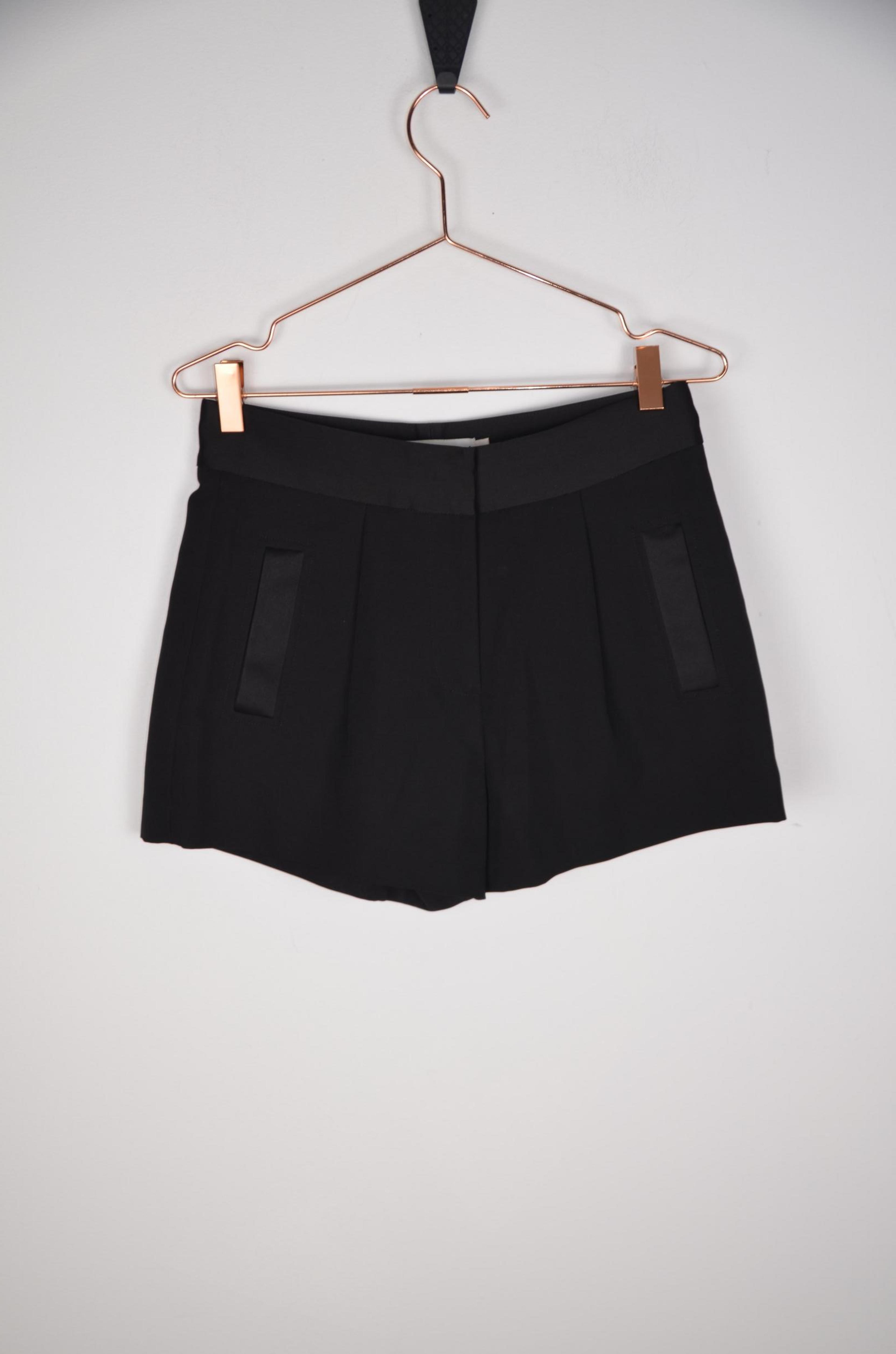 Glamaxy Womens Shorts thumbnail 2