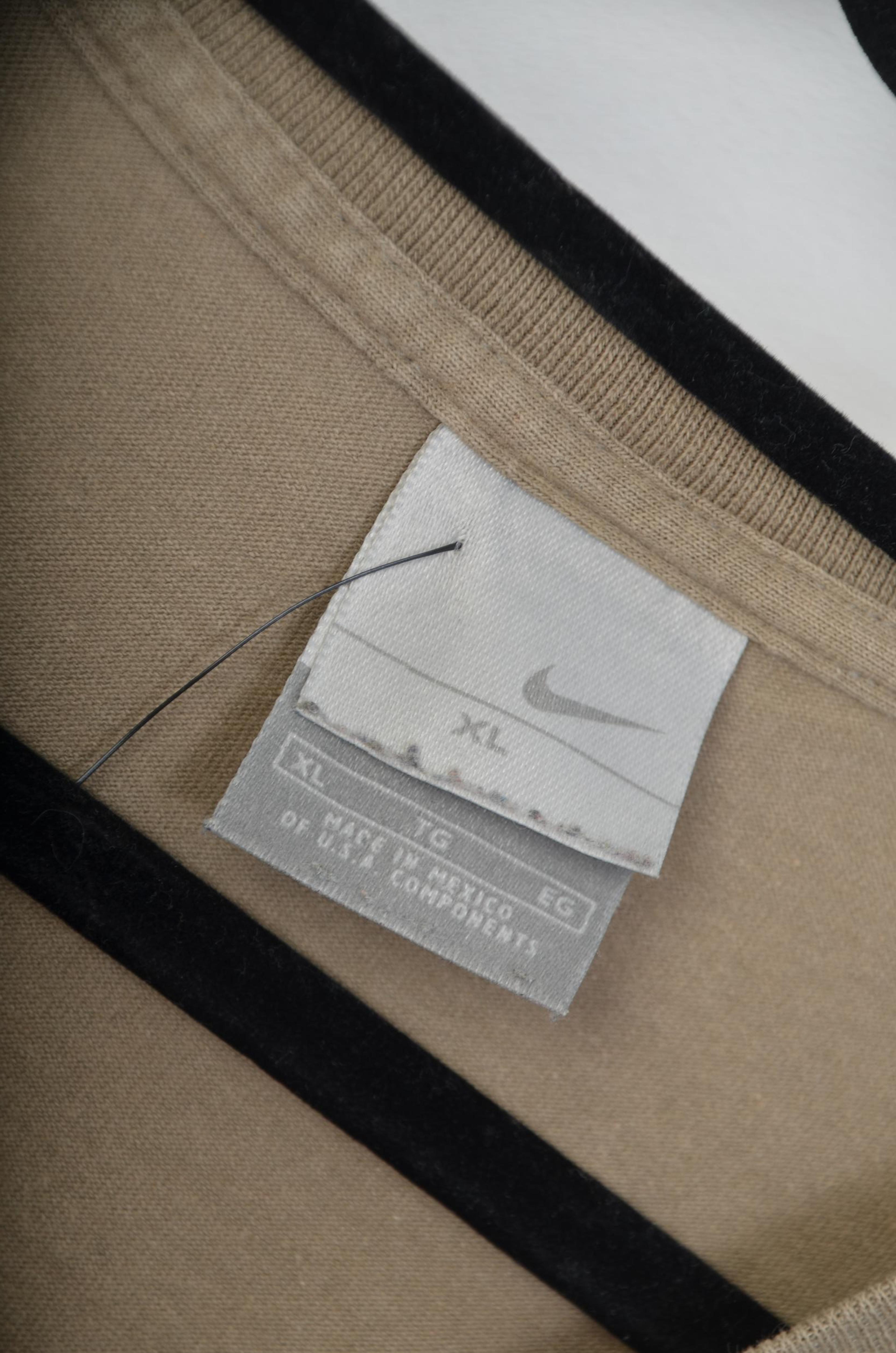 Nike mens Brown T-shirts thumbnail 3