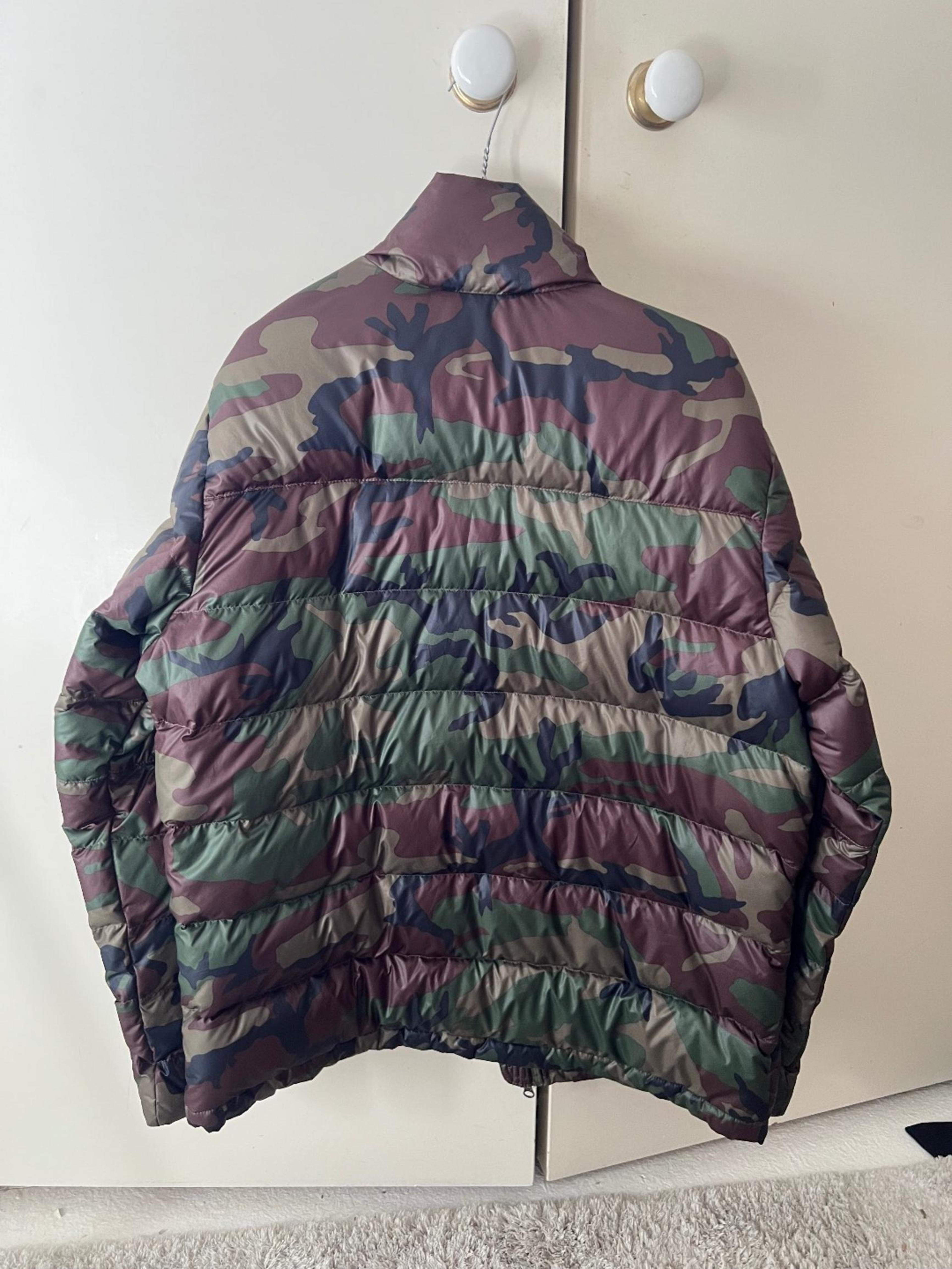 NIKE puffer jackets - mens XL thumbnail 2
